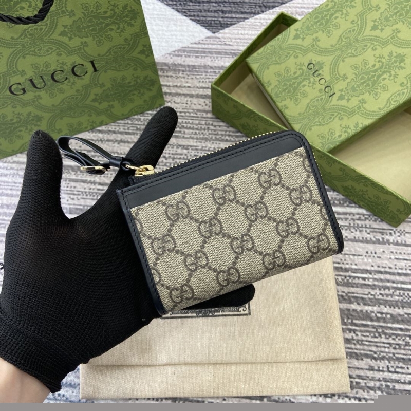 G*u*i wallets & purse